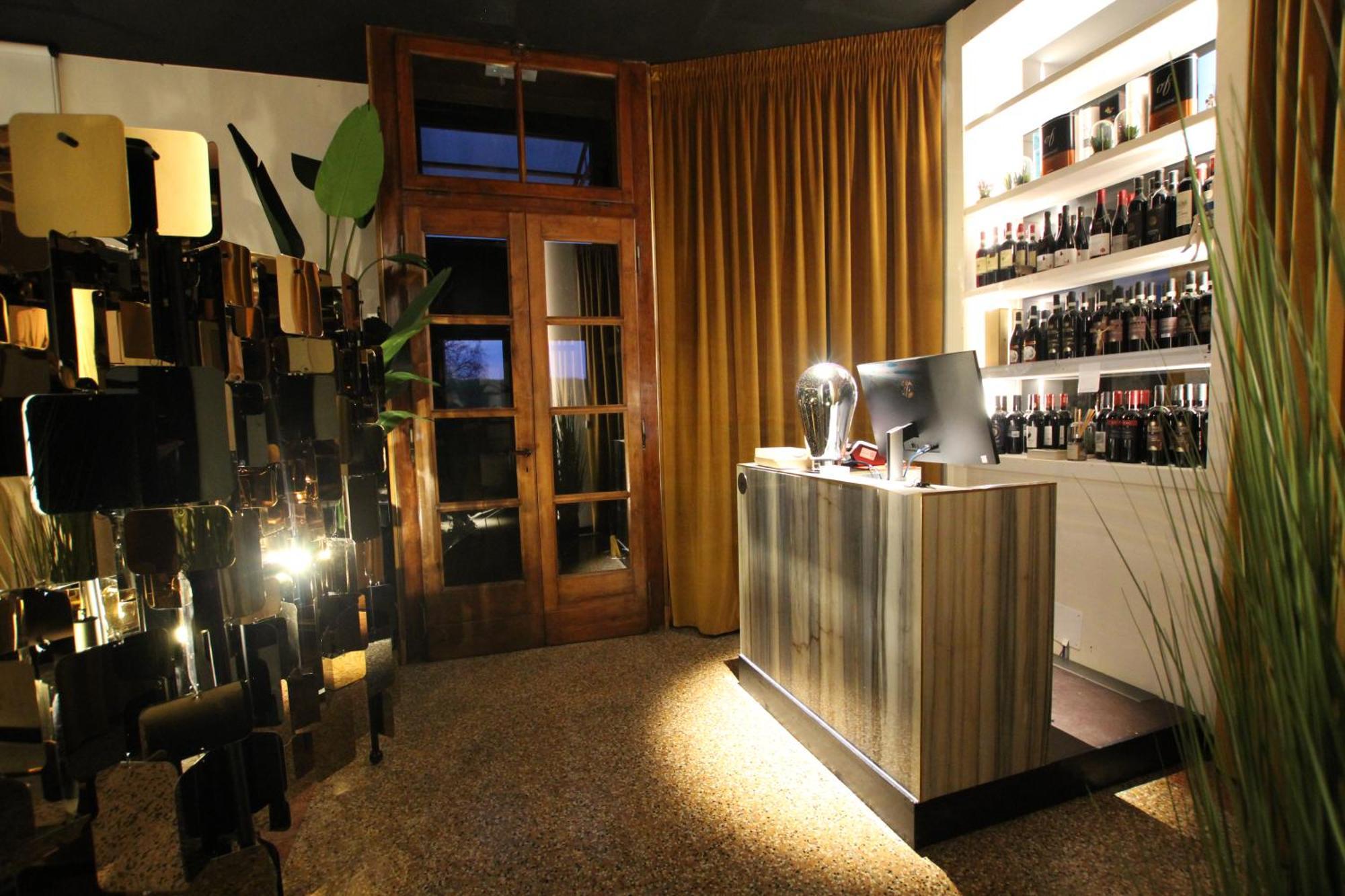 Le Maginot Relais Bed & Breakfast Castelvetro Piacentino Exterior photo
